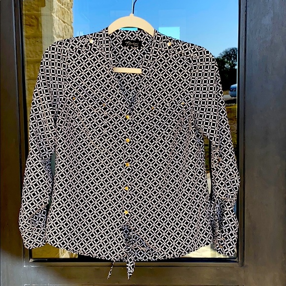 Black and white Blouse - Picture 1 of 4